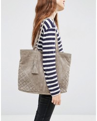 beige Shopper Tasche aus Wildleder von Asos