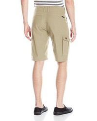 beige Shorts von Oakley