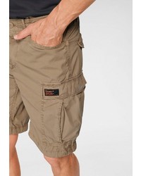 beige Shorts von Superdry