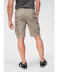 beige Shorts von Superdry