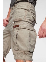 beige Shorts von Superdry