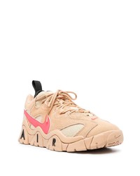 beige Sportschuhe von Nike