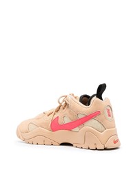 beige Sportschuhe von Nike