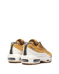 beige Sportschuhe von Nike