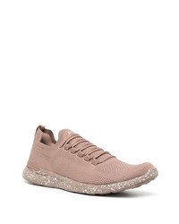 beige Sportschuhe von APL Athletic Propulsion Labs