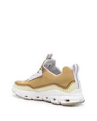 beige Sportschuhe von ON Running