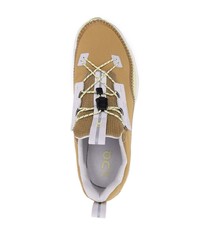 beige Sportschuhe von ON Running