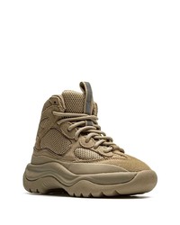 beige Sportschuhe von Yeezy