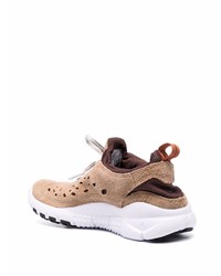 beige Sportschuhe von Nike