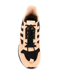 beige Sportschuhe von adidas