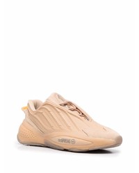 beige Sportschuhe von adidas