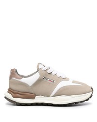 beige Sportschuhe von Maison Mihara Yasuhiro