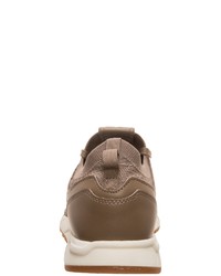 beige Sportschuhe von New Balance