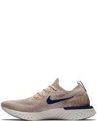 beige Sportschuhe von Nike