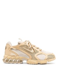 beige Sportschuhe von Nike