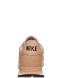 beige Sportschuhe von Nike Sportswear