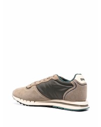 beige Sportschuhe von Blauer