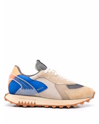 beige Sportschuhe von RUN OF