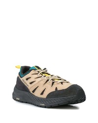 beige Sportschuhe von Salomon S/Lab