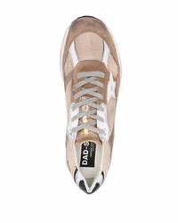 beige Sportschuhe von Golden Goose