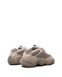 beige Sportschuhe von adidas YEEZY