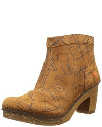 beige Stiefel von Art