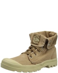 beige Stiefel von Palladium