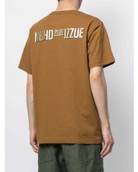 beige T-Shirt mit einem Rundhalsausschnitt von Izzue