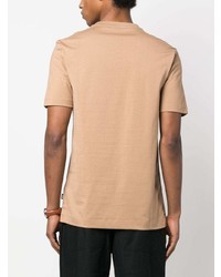 beige T-Shirt mit einem Rundhalsausschnitt von BOSS