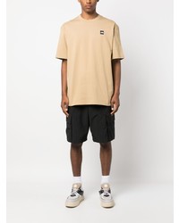 beige T-Shirt mit einem Rundhalsausschnitt von The North Face