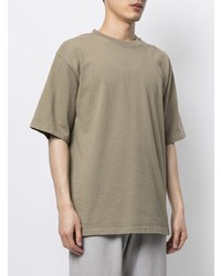 beige T-Shirt mit einem Rundhalsausschnitt von GR10K