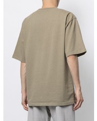 beige T-Shirt mit einem Rundhalsausschnitt von GR10K