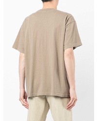 beige T-Shirt mit einem Rundhalsausschnitt von John Elliott