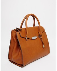 beige Taschen von Fiorelli