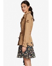 beige Trenchcoat von khujo