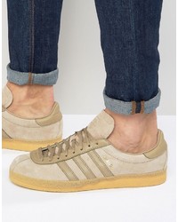 beige Turnschuhe von adidas