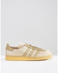 beige Turnschuhe von adidas