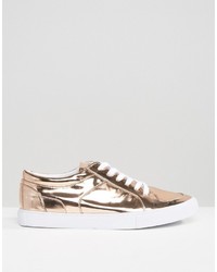 beige Turnschuhe von Asos