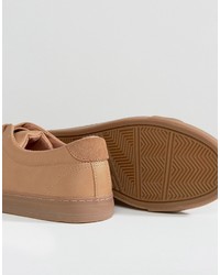 beige Turnschuhe von Asos