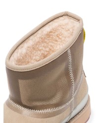 beige Ugg Stiefel von Heron Preston