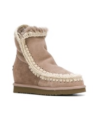 beige Ugg Stiefel von Mou