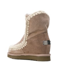 beige Ugg Stiefel von Mou