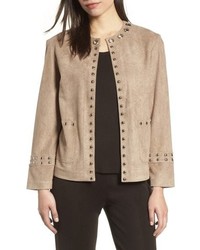 beige verzierte Jacke mit einer offenen Front