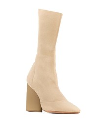 beige Wildleder mittelalte Stiefel von Yeezy