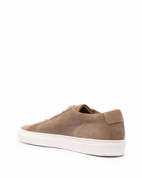 beige Wildleder niedrige Sneakers von Common Projects