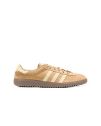 beige Wildleder niedrige Sneakers von adidas