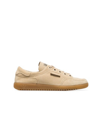 beige Wildleder niedrige Sneakers von adidas