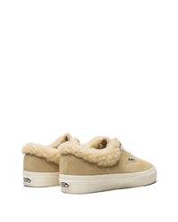 beige Wildleder niedrige Sneakers von Vans