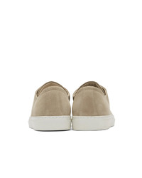 beige Wildleder niedrige Sneakers von Axel Arigato