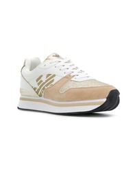 beige Wildleder niedrige Sneakers von Emporio Armani